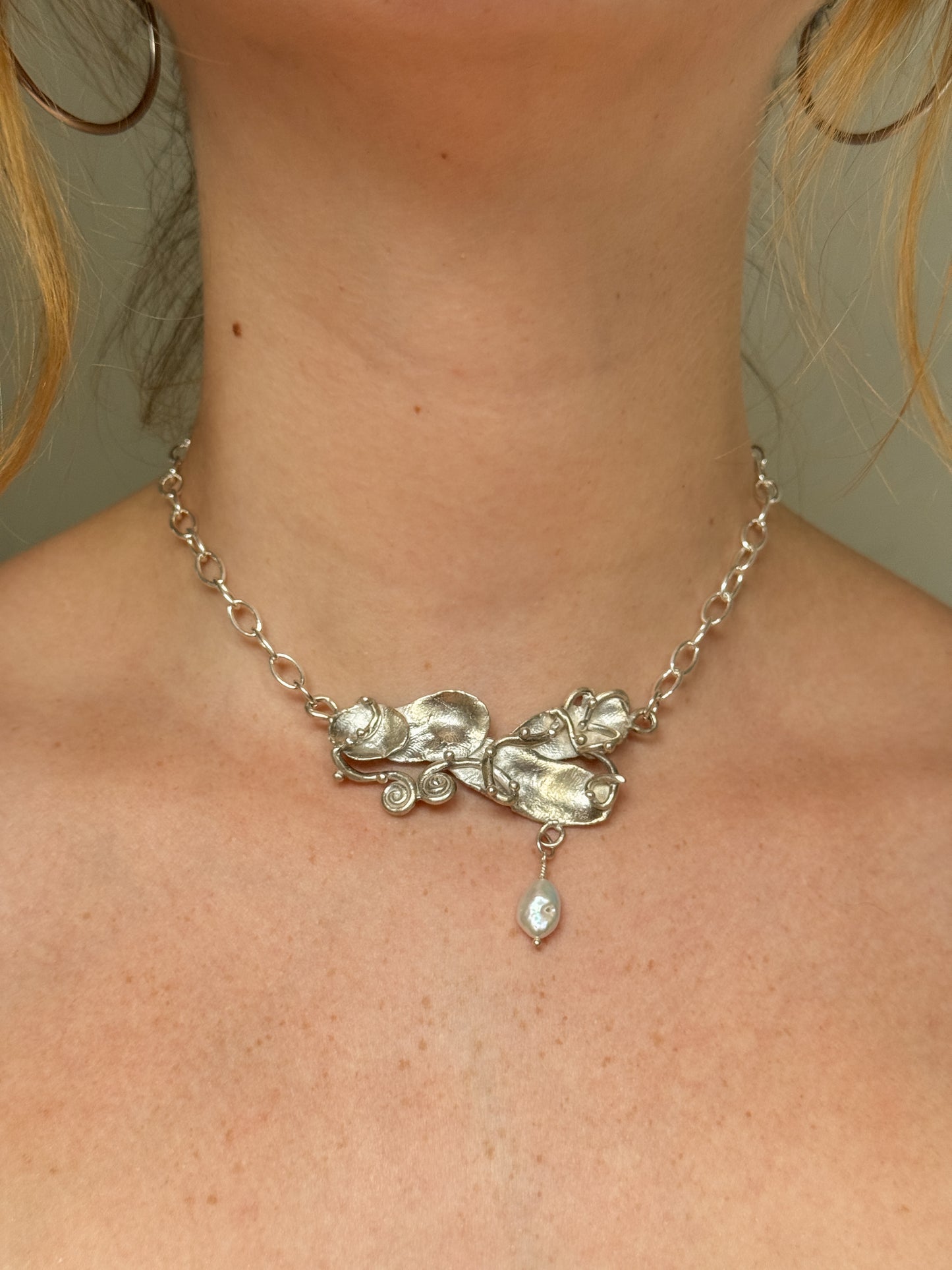 Vine & petals necklace