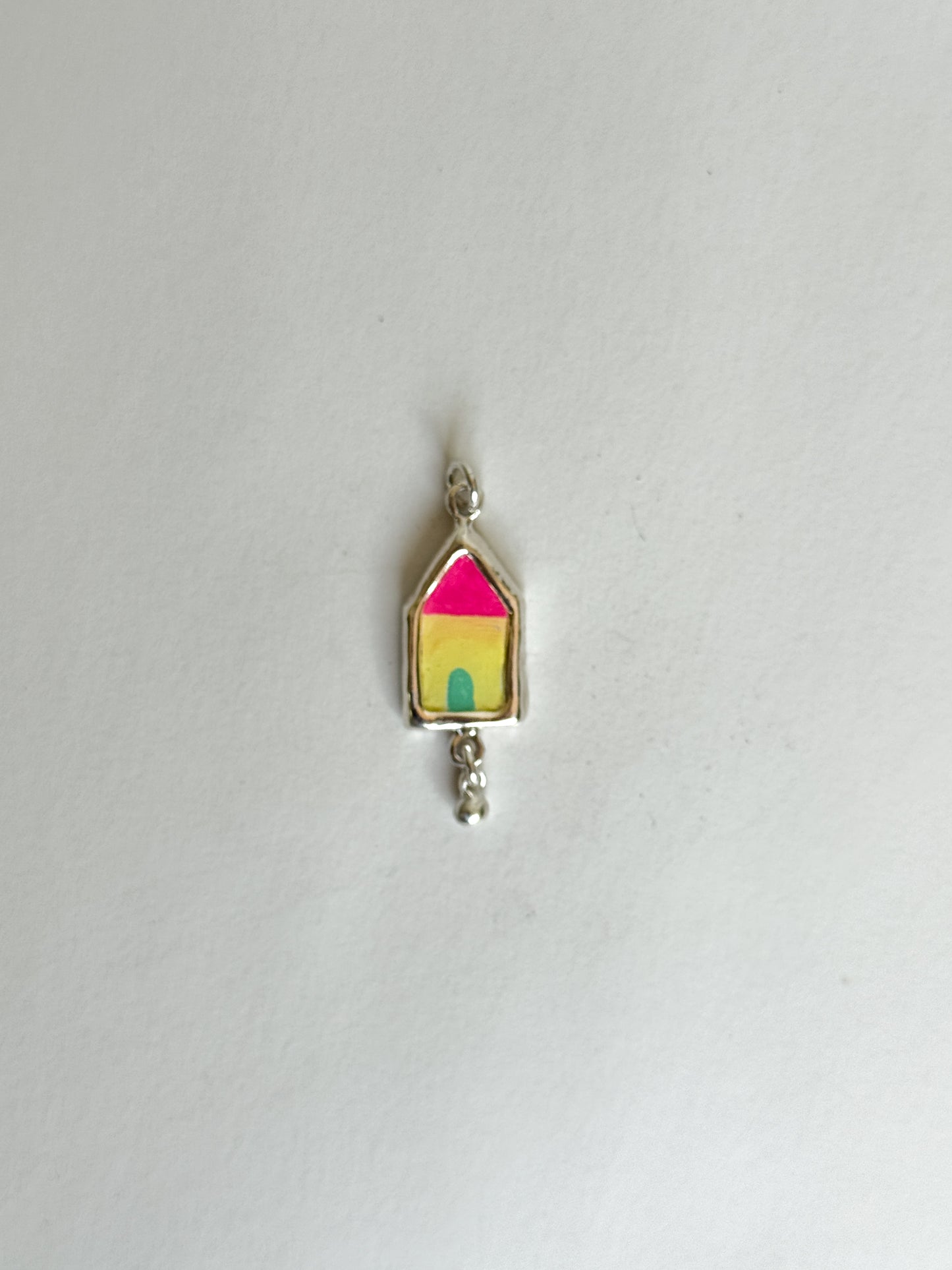 Playhouse pendant 1/1