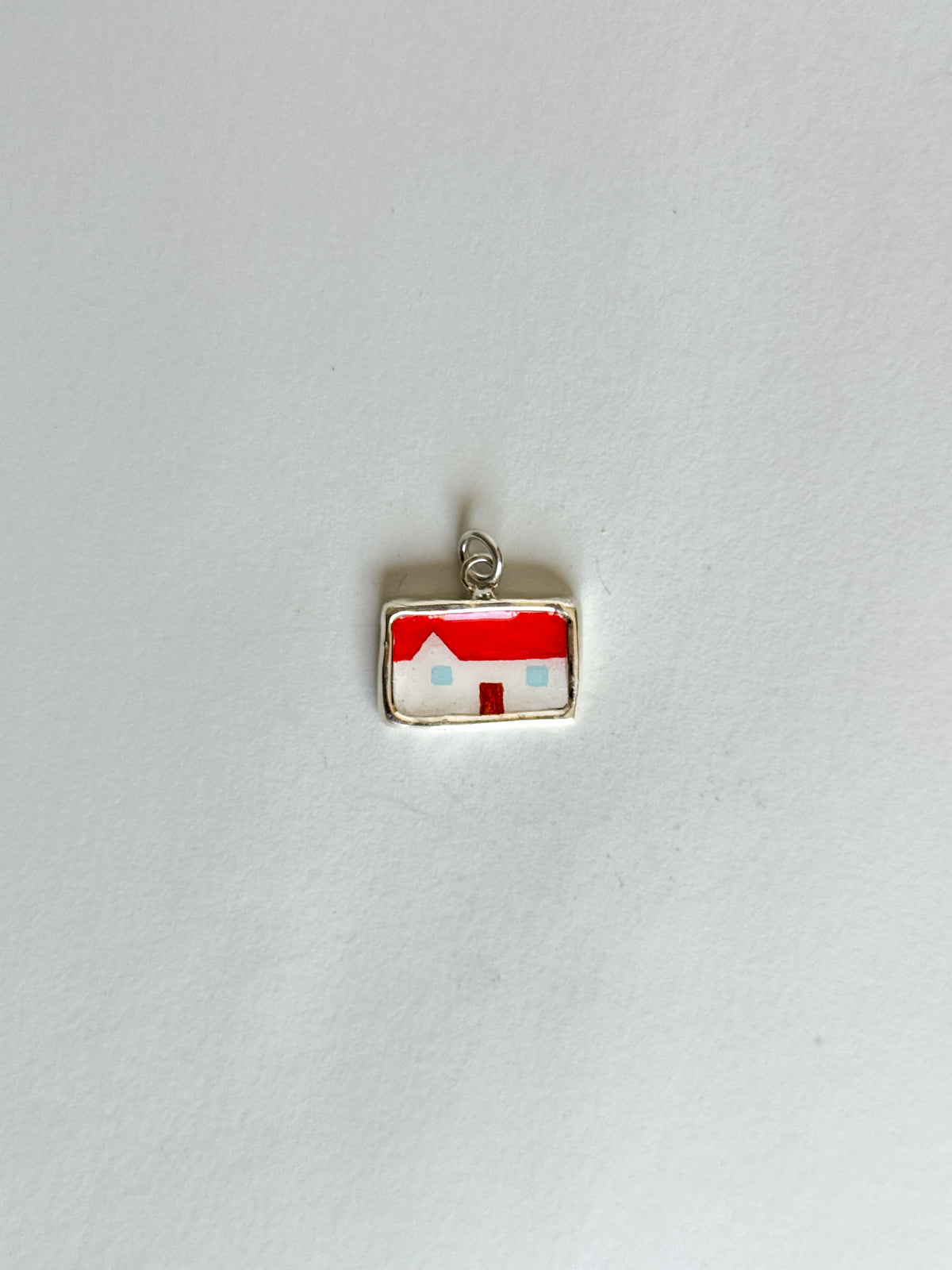 House pendant 1/1