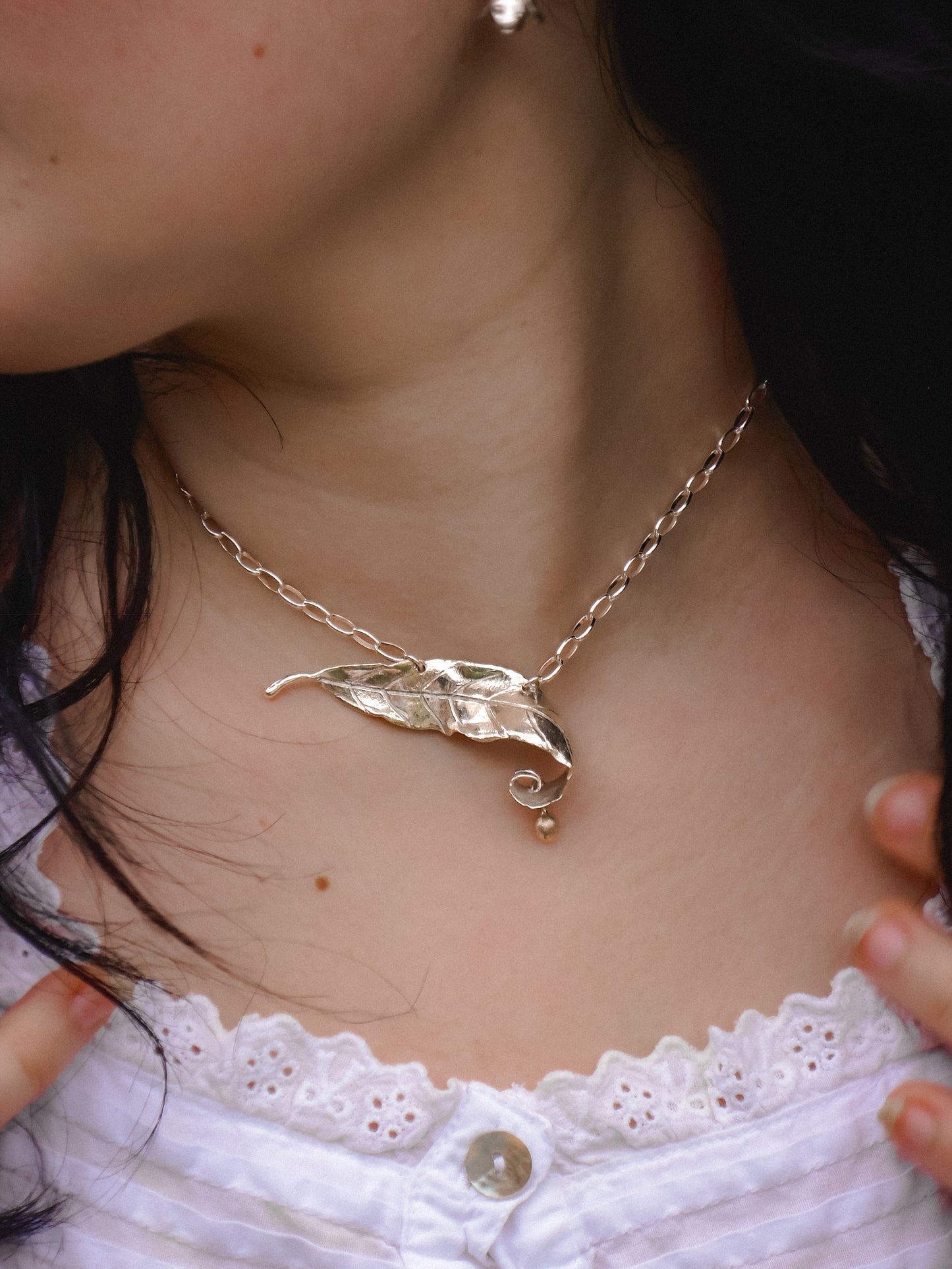 Leaf necklace [1/1]