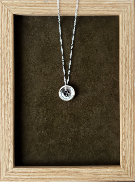 Button charm