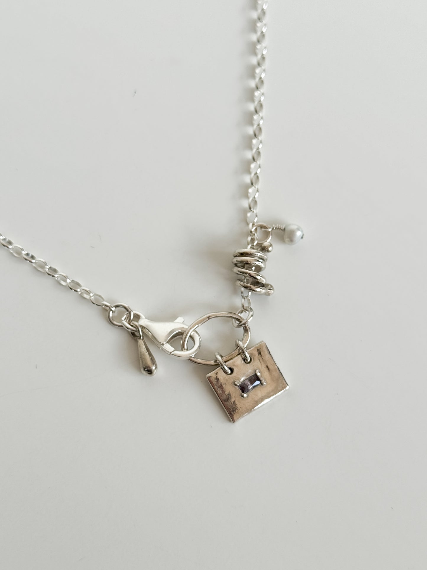 Glass frame cluster necklace [1/1]
