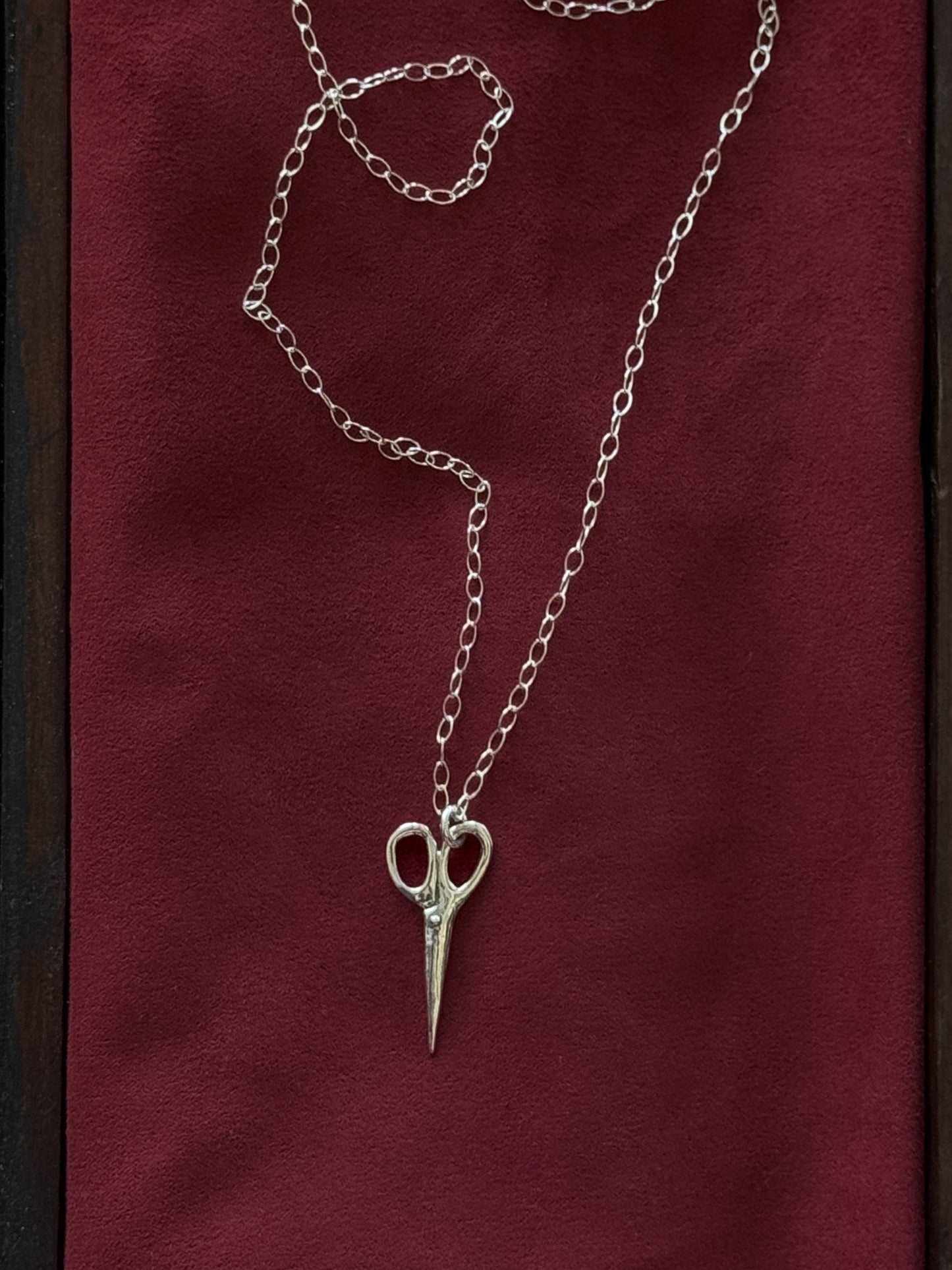 Scissor charm