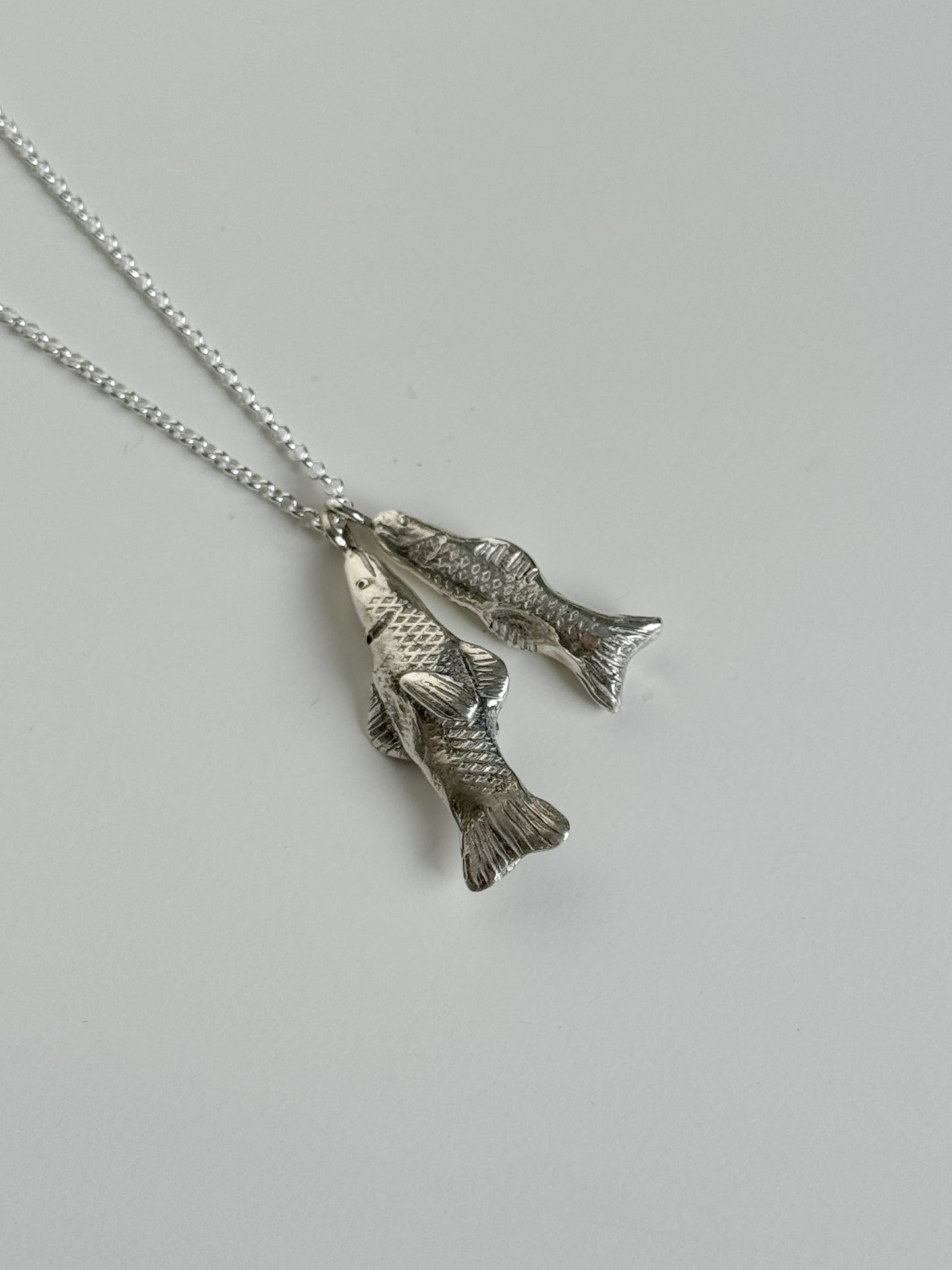 Two fish necklace