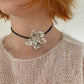 Flower choker