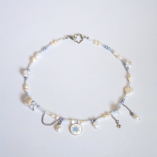 Peri twinkle star necklace