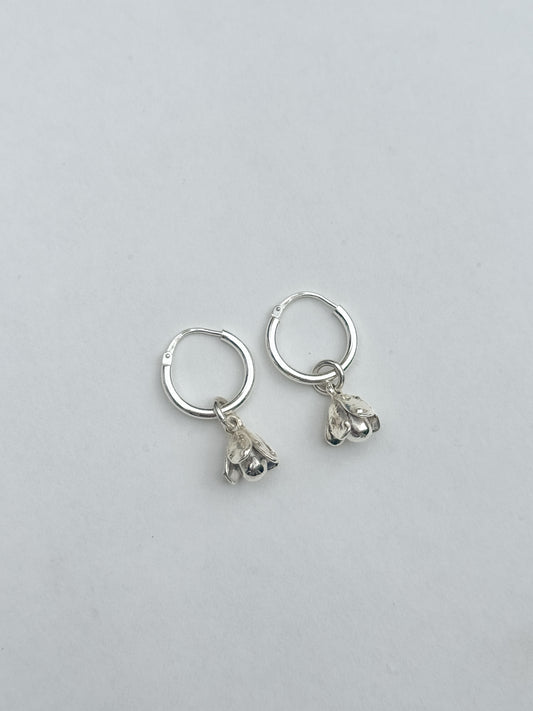 Bourgeon hoop earrings