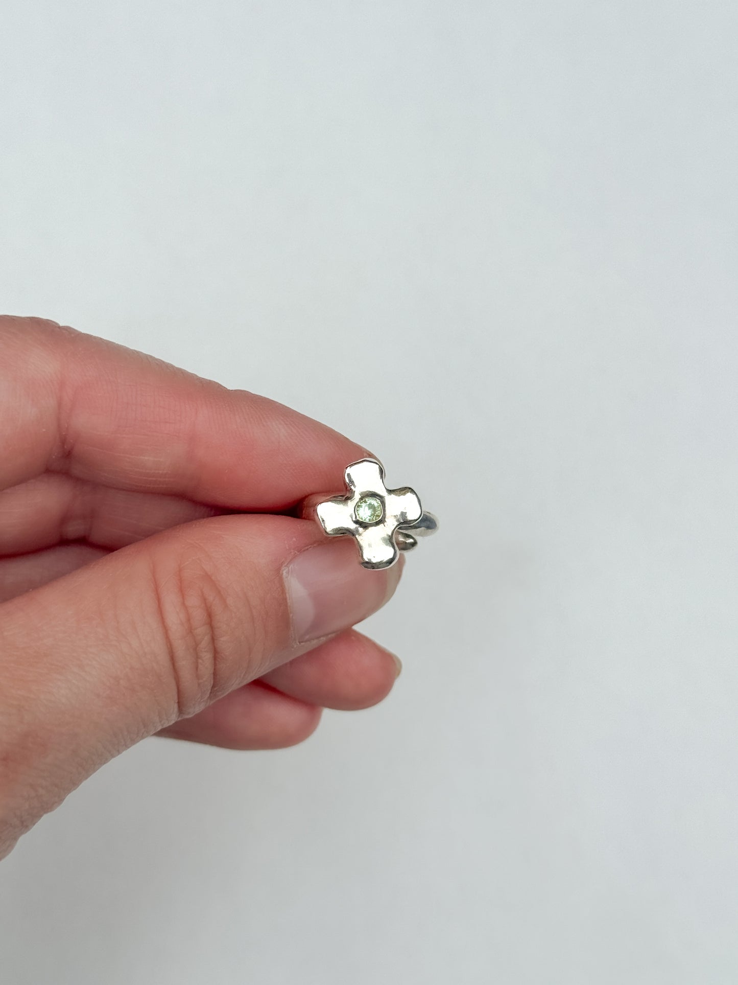 clover ear cuff [1/1]