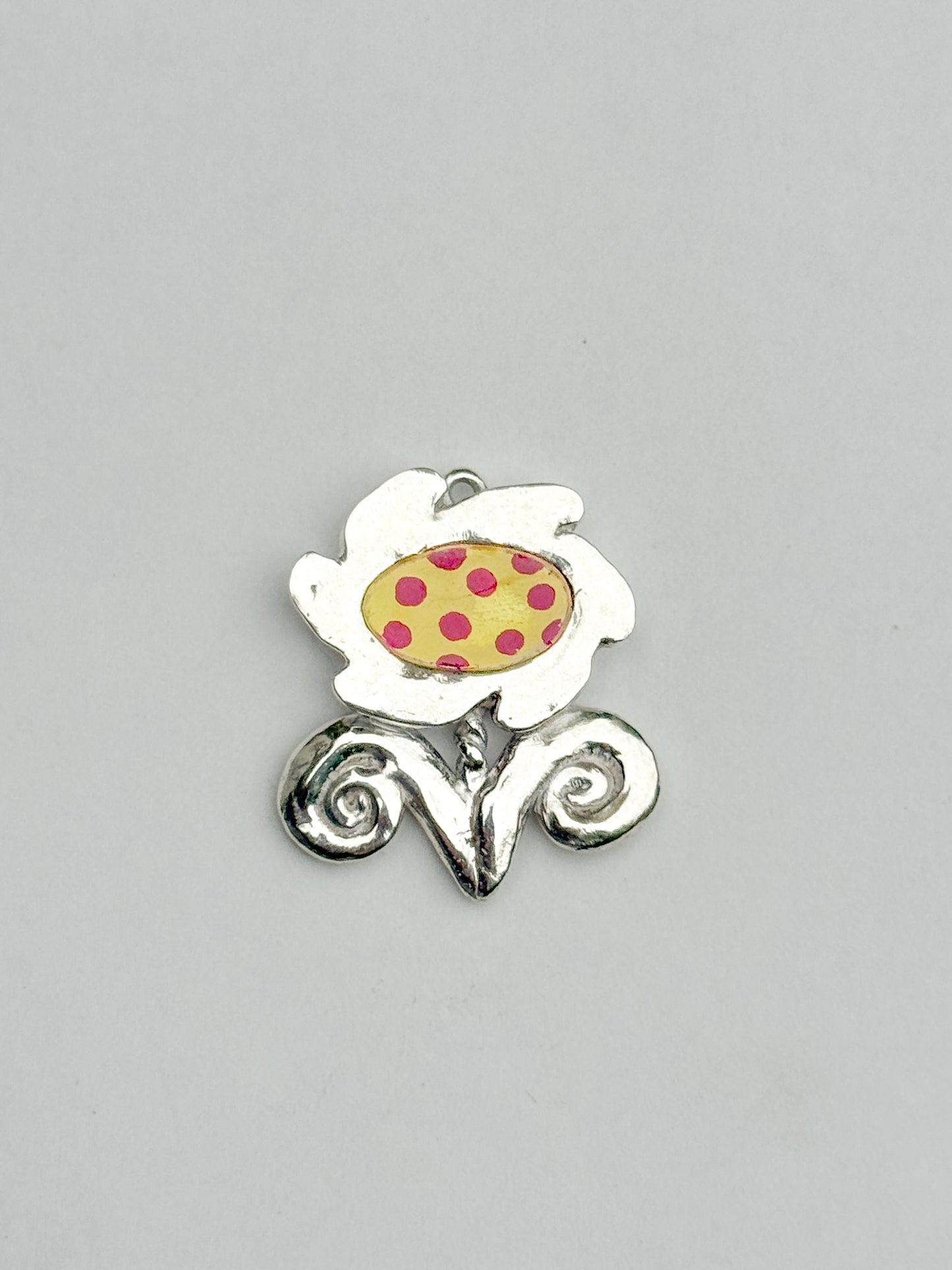 Polka dot flower charm [1/1]