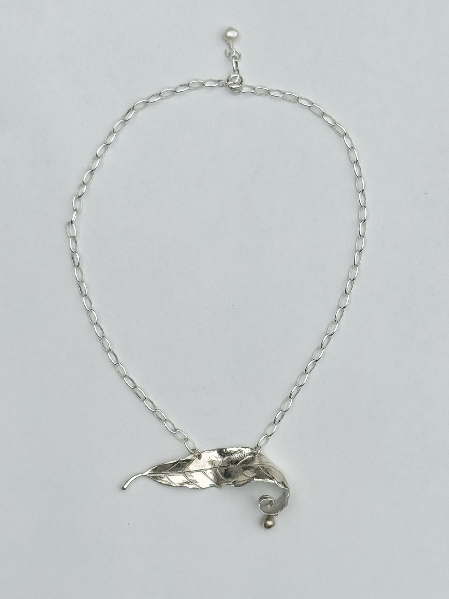 Leaf necklace [1/1]