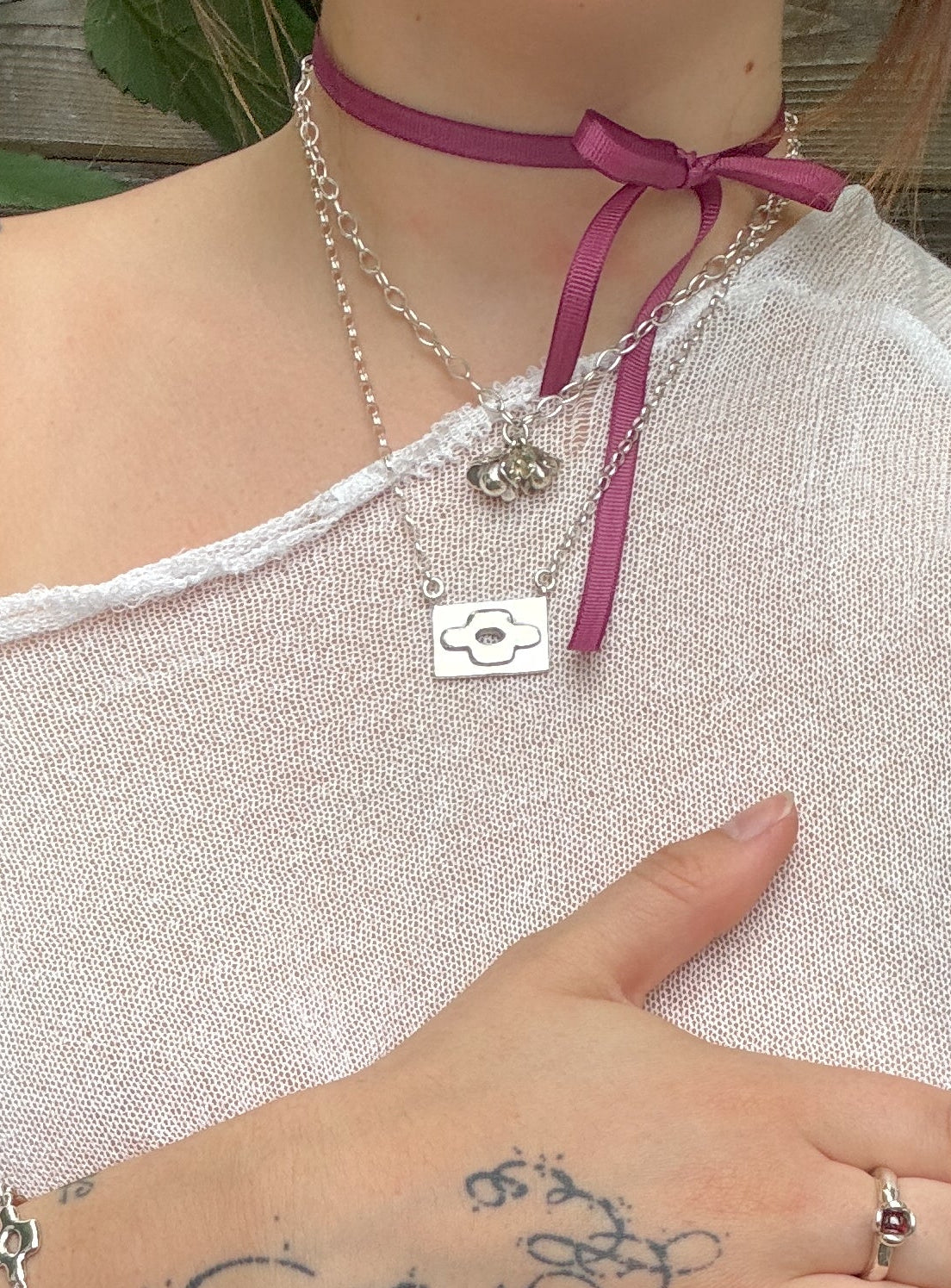 Flower tile necklace