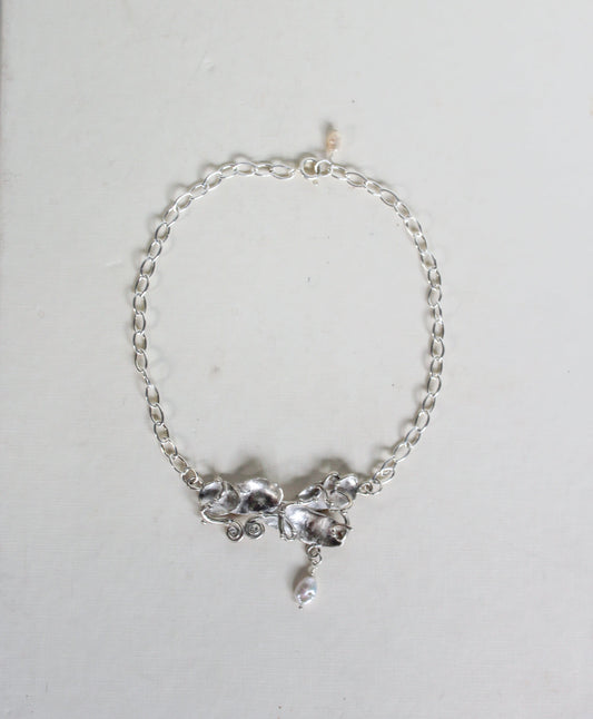 Vine & petals necklace