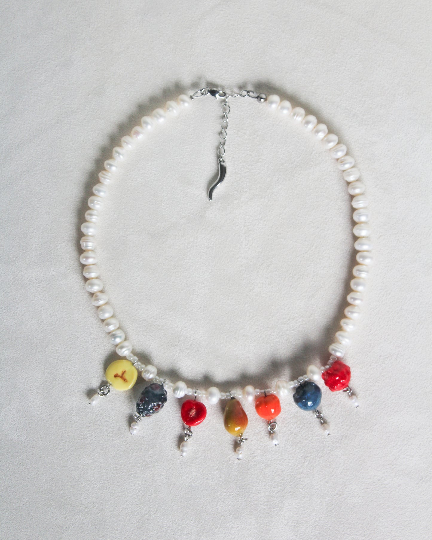 Berry picking necklace