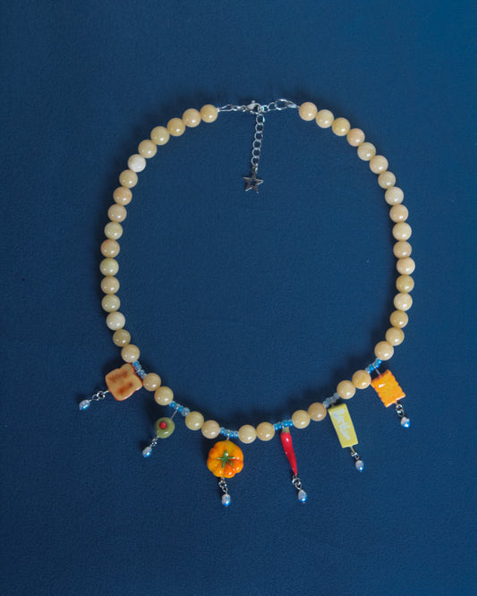 Mellow yellow necklace