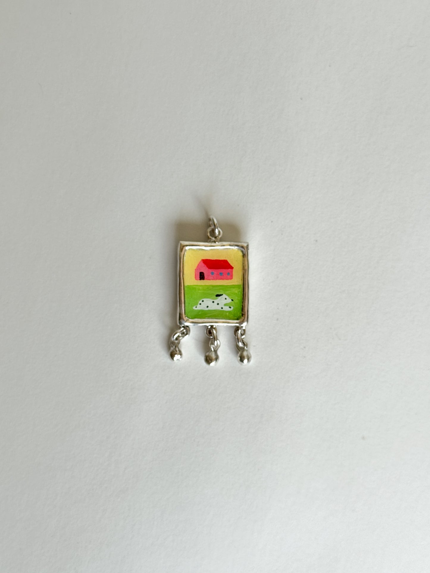 Dog house pendant 1/1