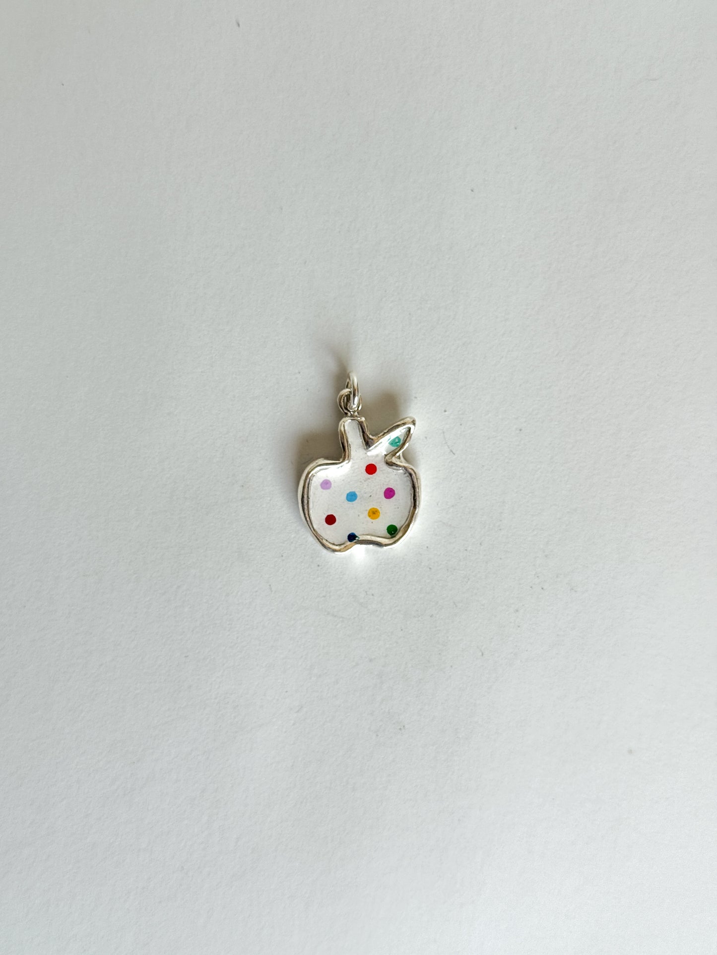 Apple polka dot pendant 1/1