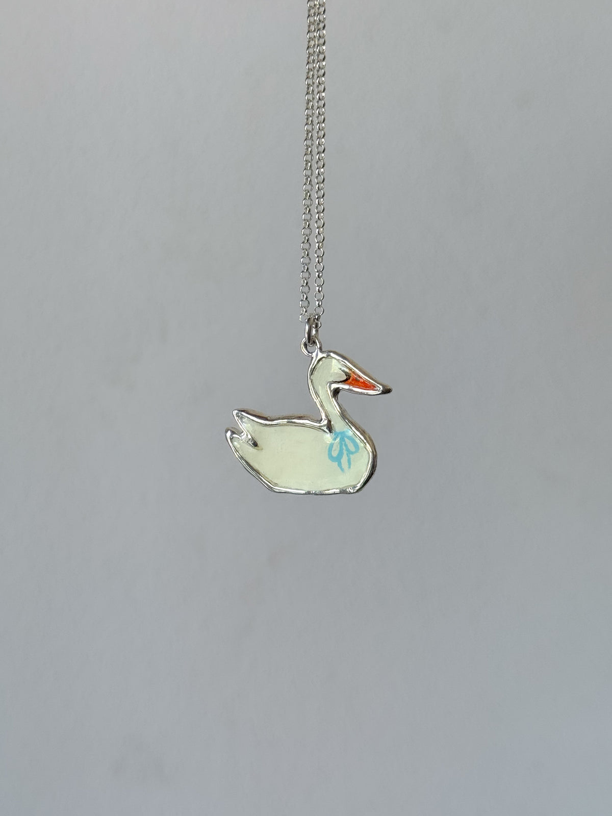 Swan pendant 1/1