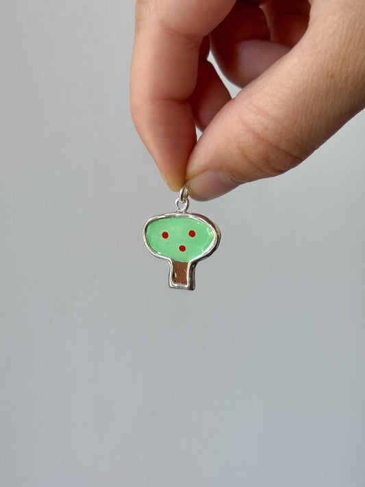 Apple tree pendant 1/1