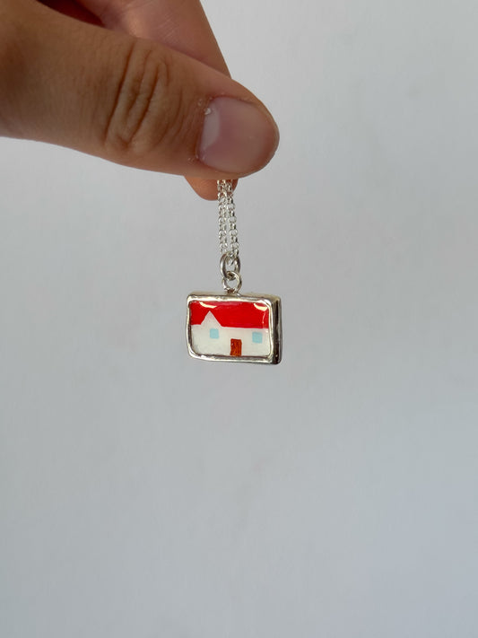 House pendant 1/1