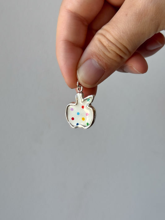 Apple polka dot pendant 1/1