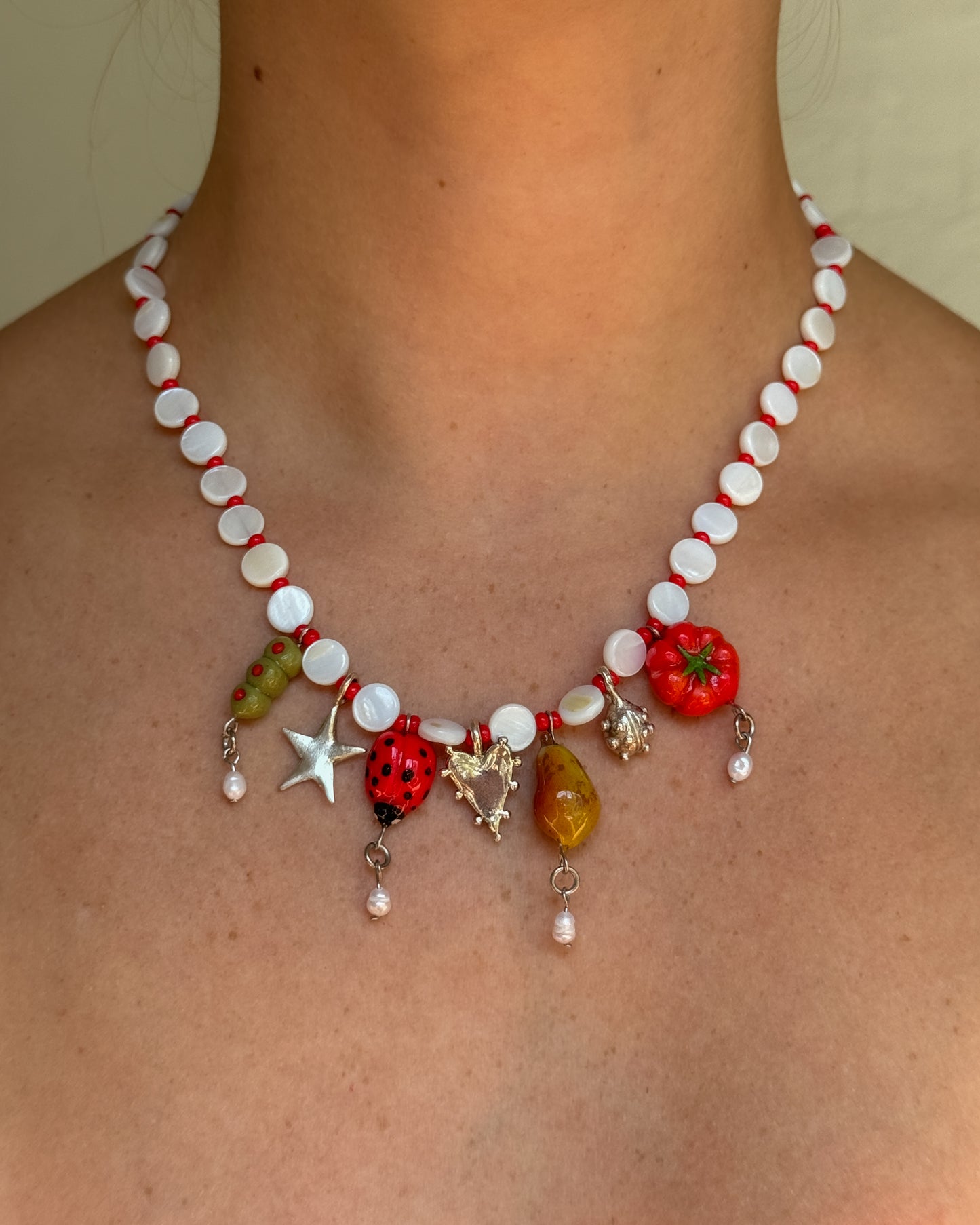 Heirloom season necklace