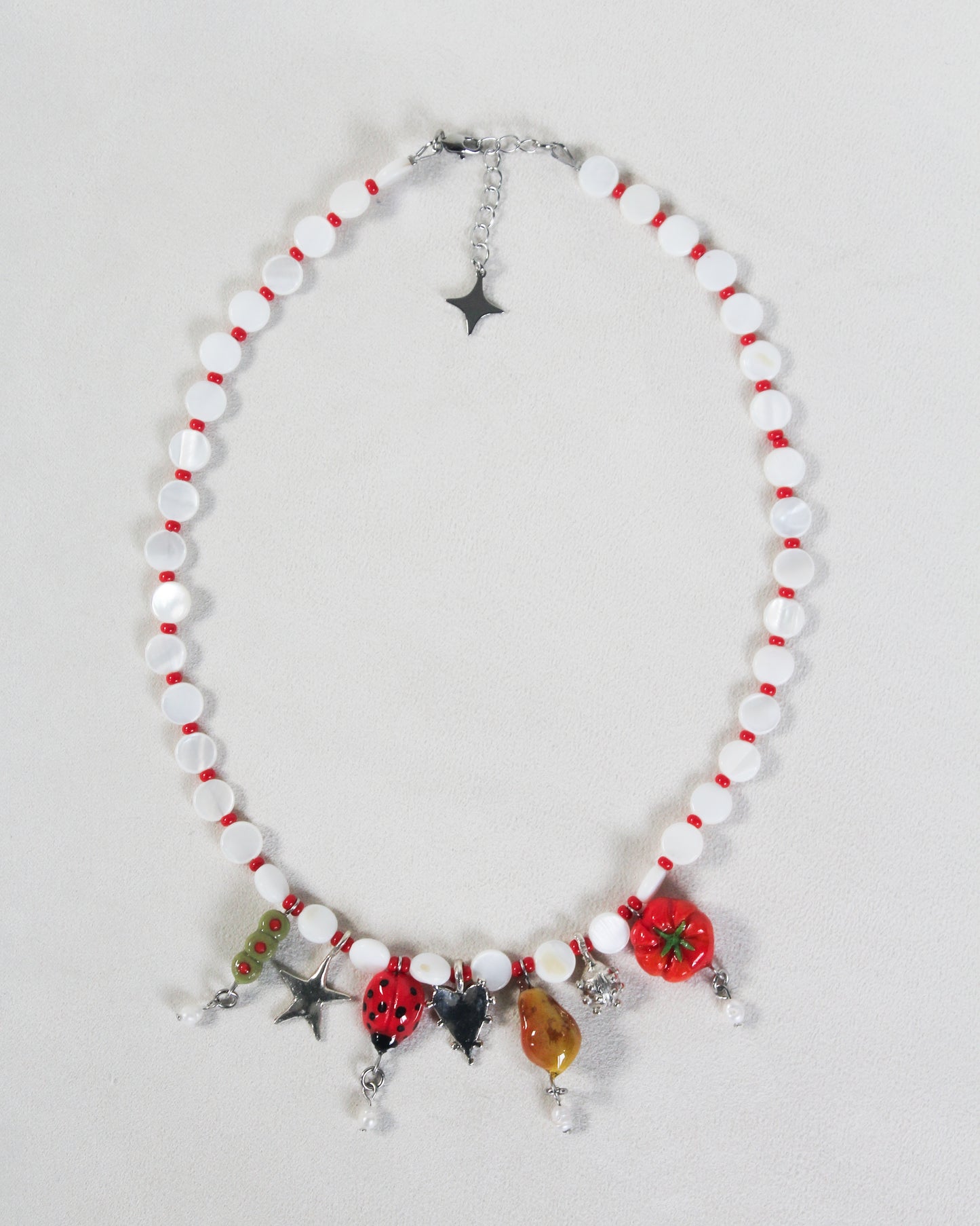 Heirloom season necklace