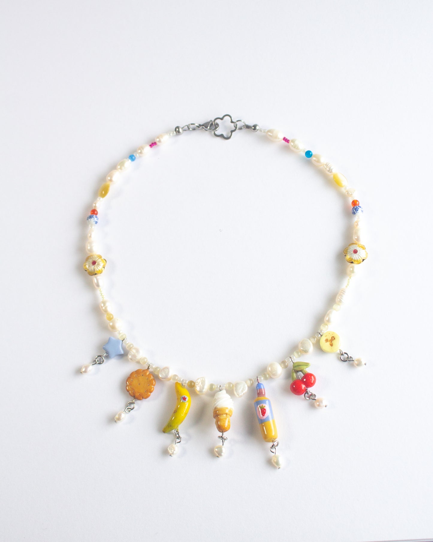 Banana split necklace