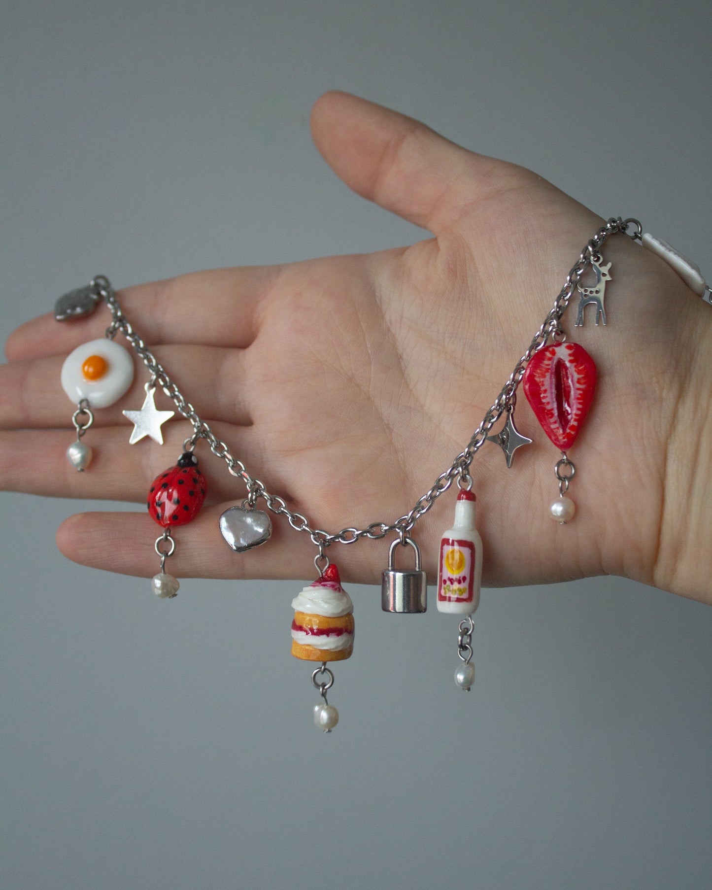 Cake and berries necklace