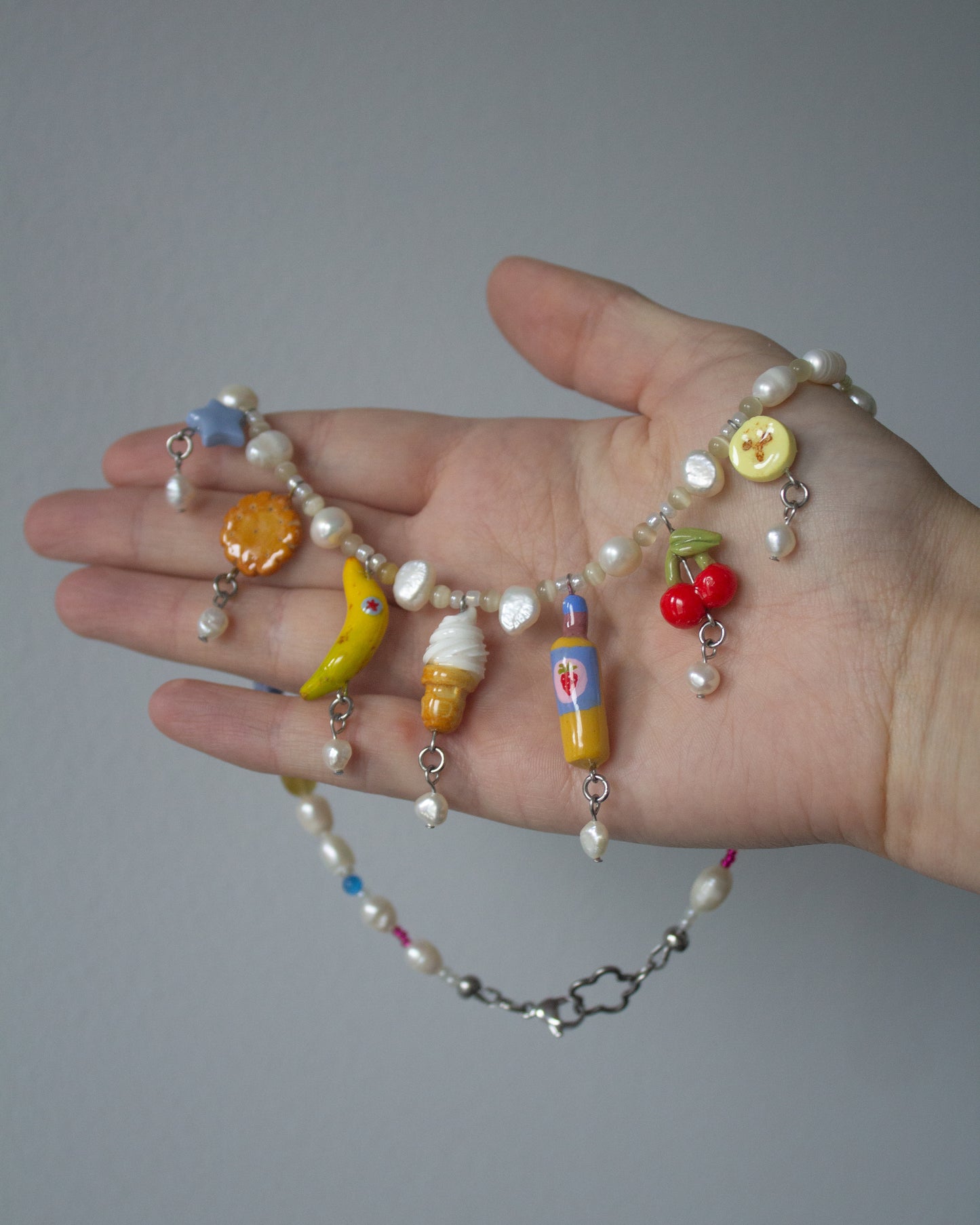 Banana split necklace